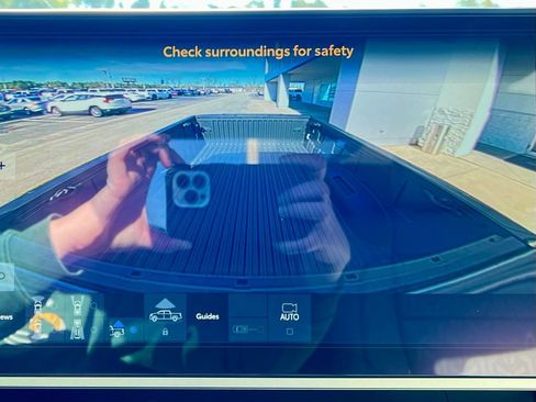 Used 2025 Toyota Tundra Limited image 7