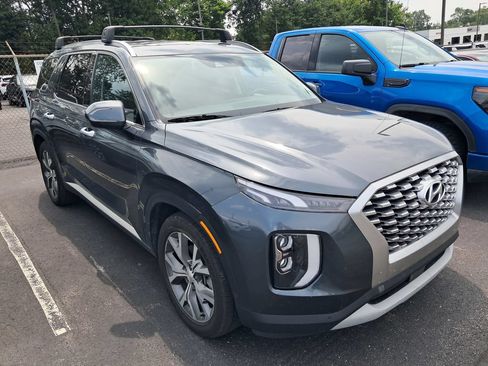 Used 2022 Hyundai Palisade SEL w/ 8P Bench Seat Package AWD/4WD image 6