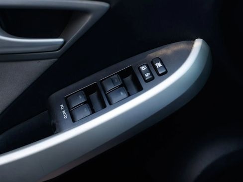 Used 2013 Toyota Prius Three image 39