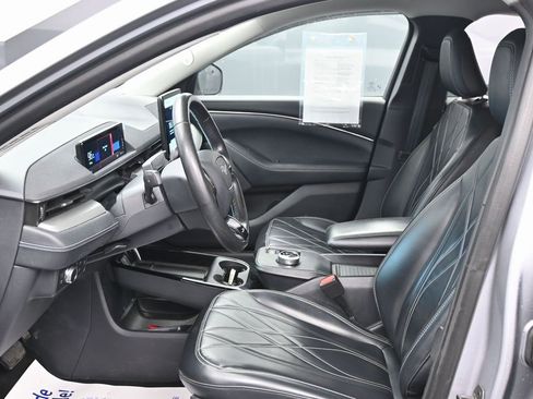 Used 2021 Ford Mustang Mach-E Select w/ Comfort/Technology Package image 17