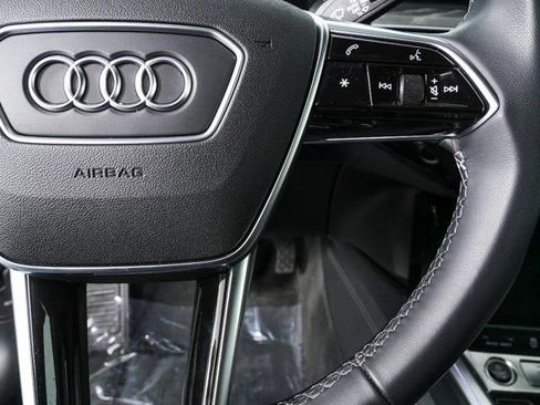 Certified 2023 Audi e-tron Prestige w/ Prestige Package image 10