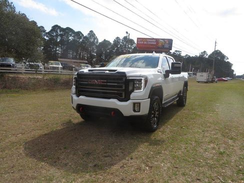 Used 2022 GMC Sierra 2500 AT4 w/ Gooseneck/5TH Wheel Package image 2