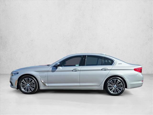 Used 2019 BMW 530e w/ Convenience Package RWD image 9