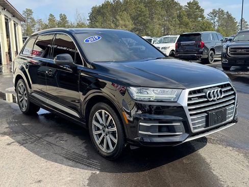 Used 2019 Audi Q7 3.0T Premium w/ Cold Weather Package image 8