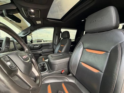 Used 2021 GMC Sierra 3500 AT4 w/ AT4 Premium Plus Package AWD/4WD image 10