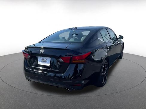 Used 2025 Nissan Altima 2.5 SR image 14