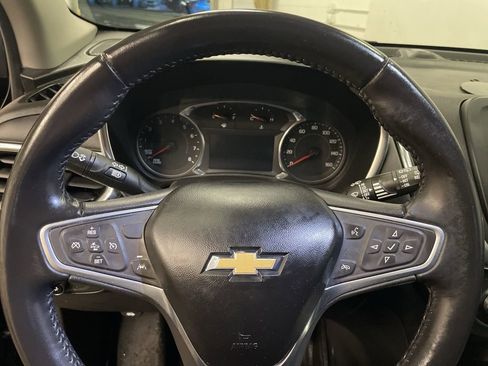 Used 2022 Chevrolet Equinox LT image 20