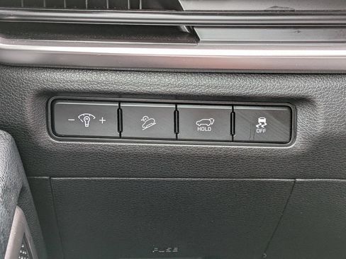 Used 2025 Kia Telluride S FWD image 17