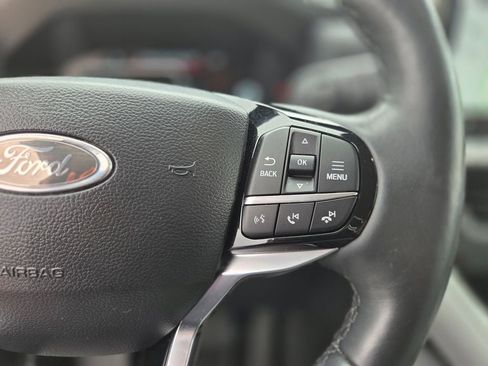 Used 2025 Ford Explorer Platinum w/ Ultimate Package RWD image 21