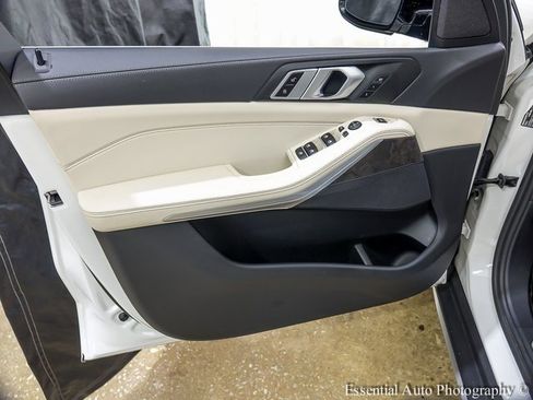 Used 2022 BMW X5 xDrive40i w/ Climate Comfort Package image 21