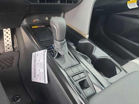 New 2026 Toyota Camry SE image 25