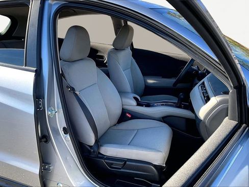 Used 2022 Honda HR-V LX image 20