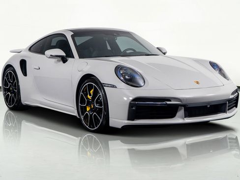 Used 2024 Porsche 911 Turbo S image 4