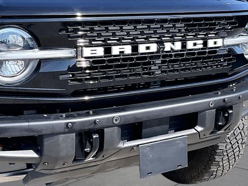 Used 2024 Ford Bronco Wildtrak AWD/4WD image 27