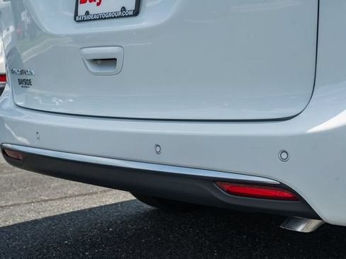 New 2027 Chrysler Pacifica Select FWD image 11