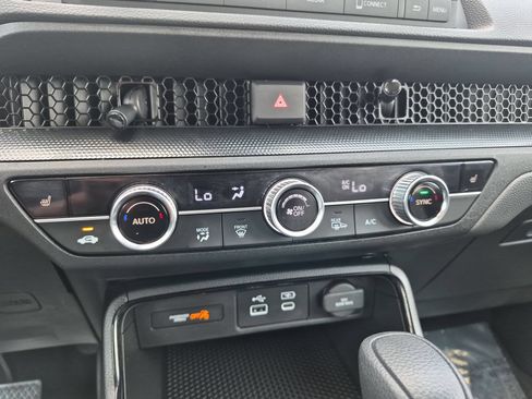 Certified 2024 Honda CR-V EX image 22