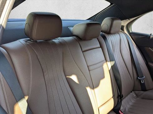 Used 2018 Mercedes-Benz E 300 E 300 image 20