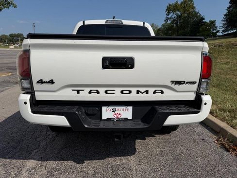 Used 2023 Toyota Tacoma TRD Pro AWD/4WD image 7