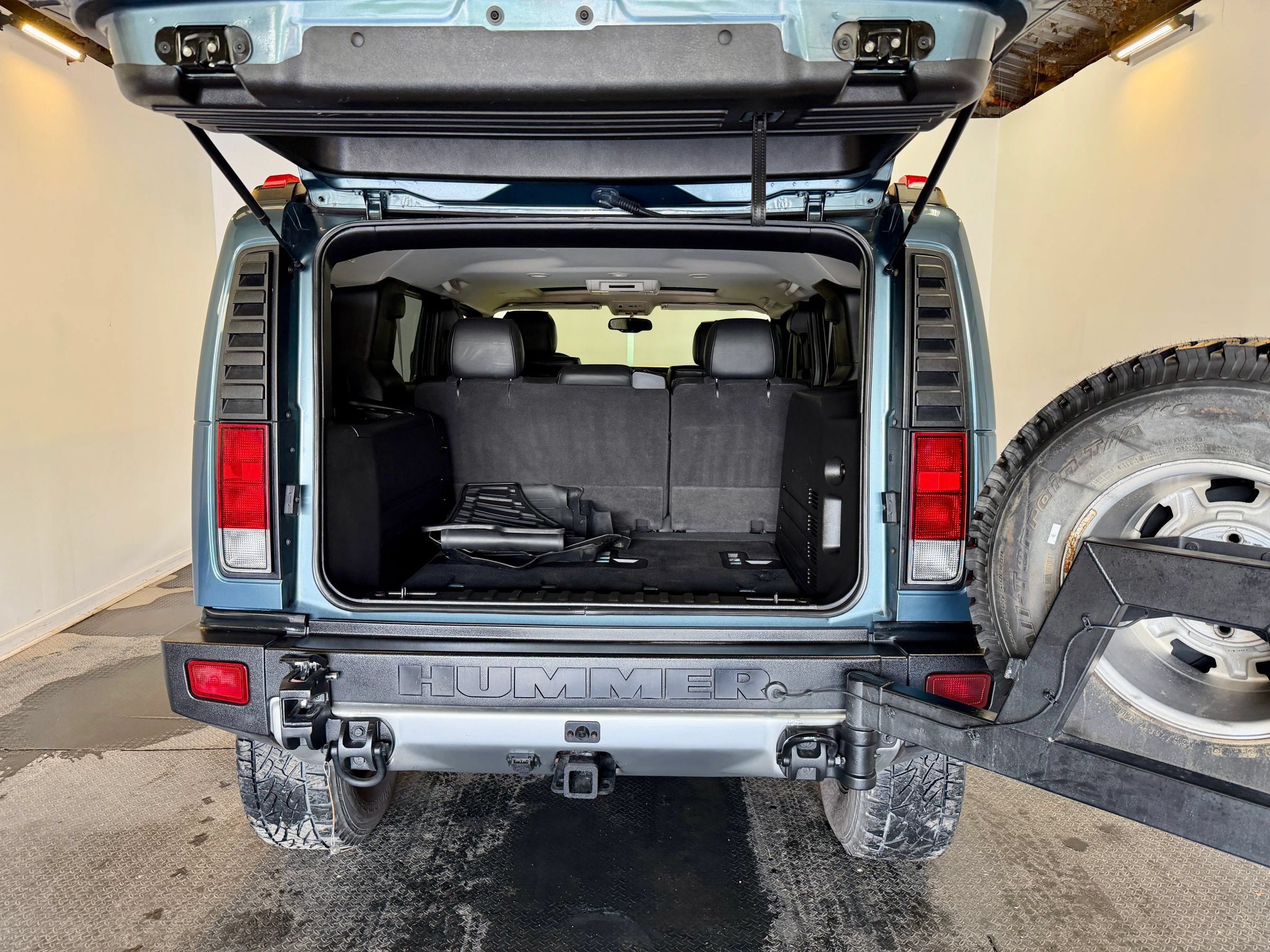 Used 2008 HUMMER H2 AWD/4WD image 40