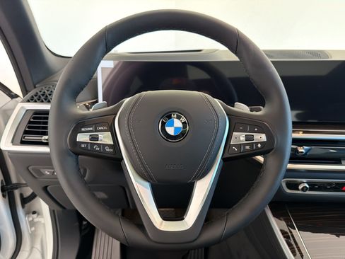 New 2026 BMW X5 xDrive40i w/ Premium Package AWD/4WD image 11