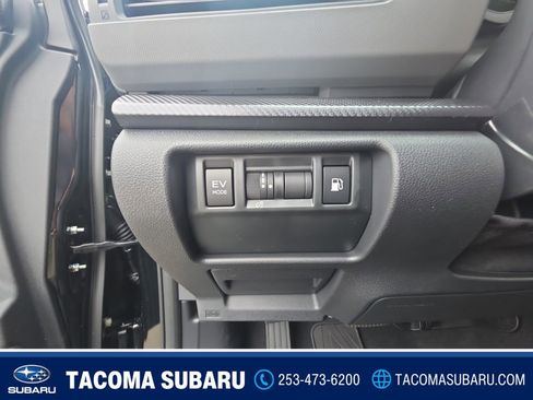 New 2026 Subaru Crosstrek 2.5i Limited AWD/4WD image 25