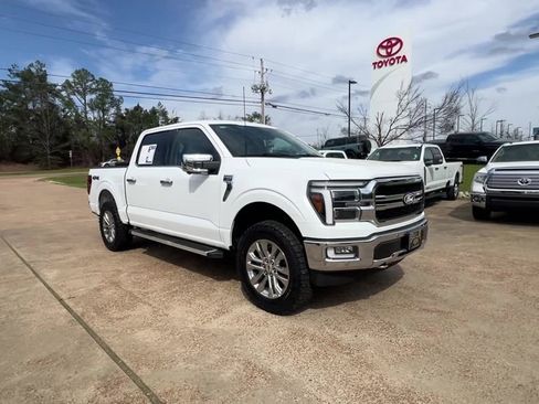 Used 2024 Ford F150 Lariat w/ Tow/Haul Package image 8
