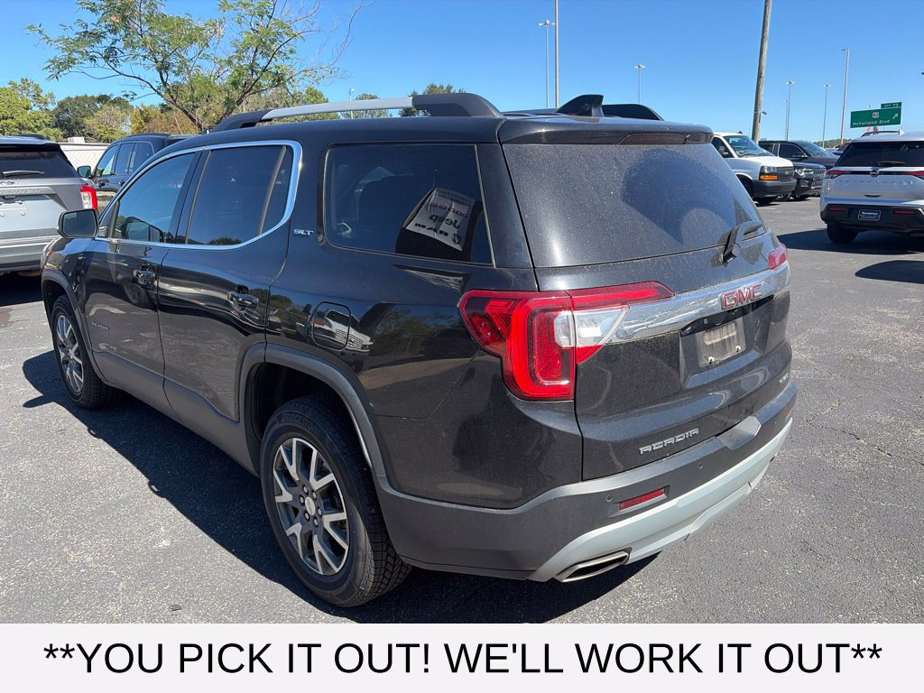 Used 2023 GMC Acadia SLT AWD/4WD image 4