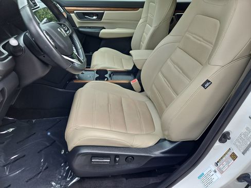 Used 2022 Honda CR-V Touring image 9