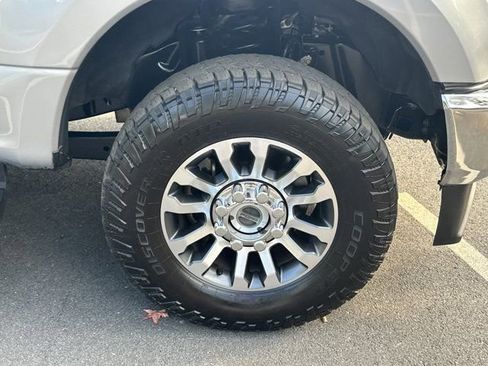 Used 2022 Ford F250 Lariat w/ Lariat Value Package image 14