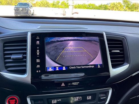 Used 2019 Honda Ridgeline RTL-E image 23