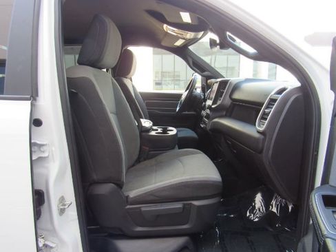 Used 2023 RAM 2500 Big Horn w/ Level 1 Equipment Group image 19