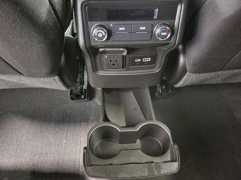 Certified 2023 GMC Acadia SLE w/ Driver Convenience Package image 23