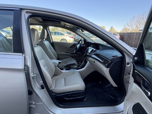 Used 2016 Honda Accord EX-L image 19