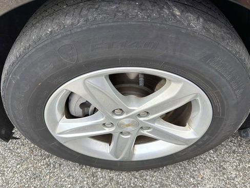 Used 2025 Chevrolet Malibu LT FWD image 29