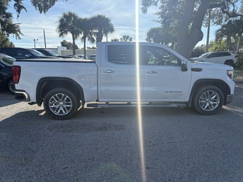 Used 2021 GMC Sierra 1500 SLT w/ SLT Premium Package RWD image 8
