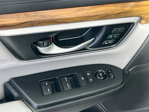 Used 2019 Honda CR-V EX-L image 17