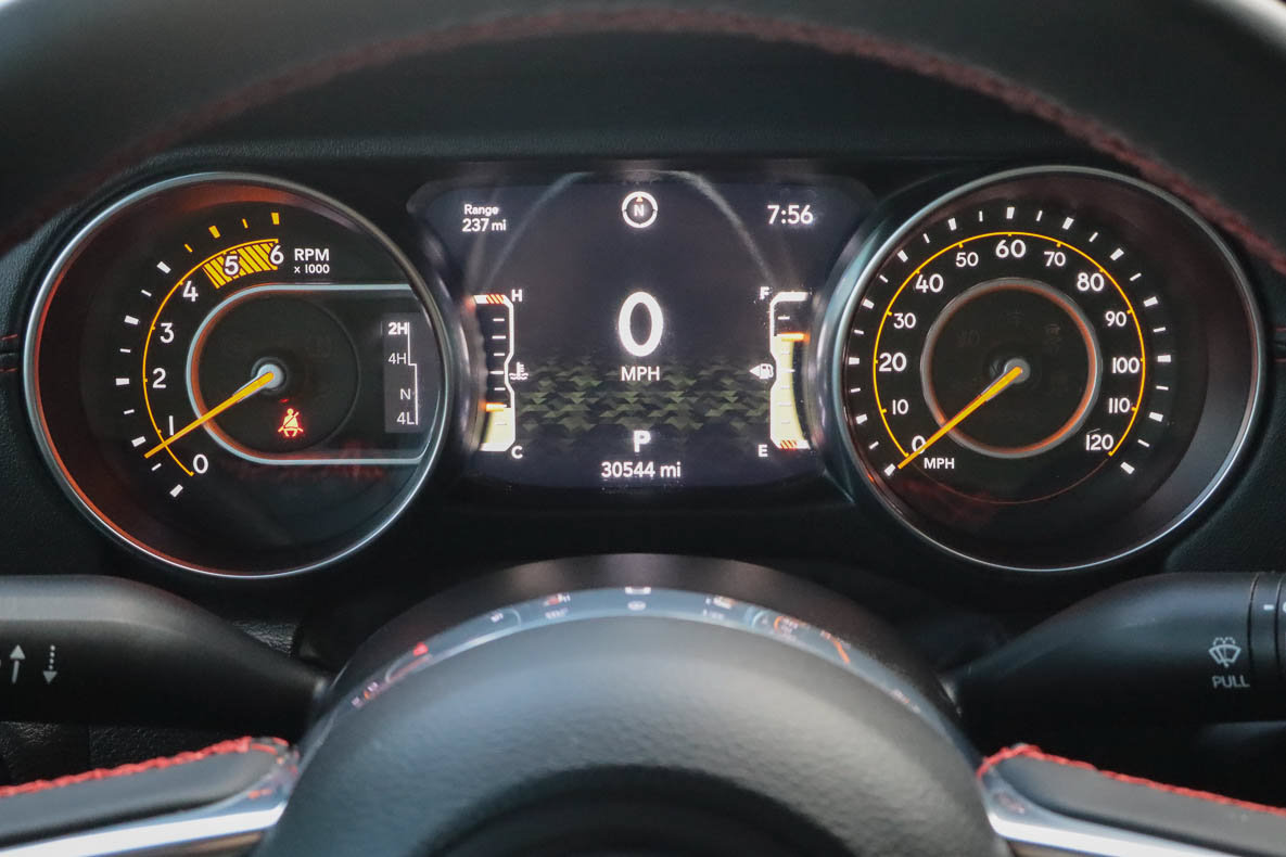 Used 2023 Jeep Gladiator Rubicon AWD/4WD image 37