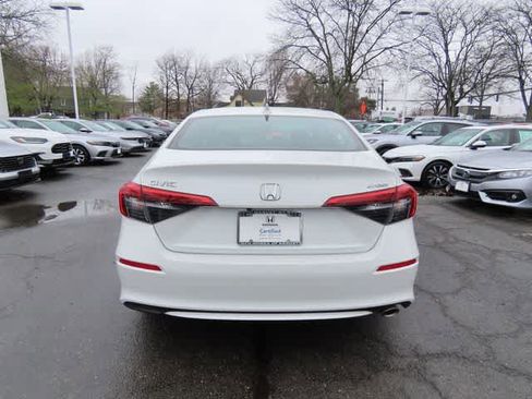 Used 2024 Honda Civic Sport image 5