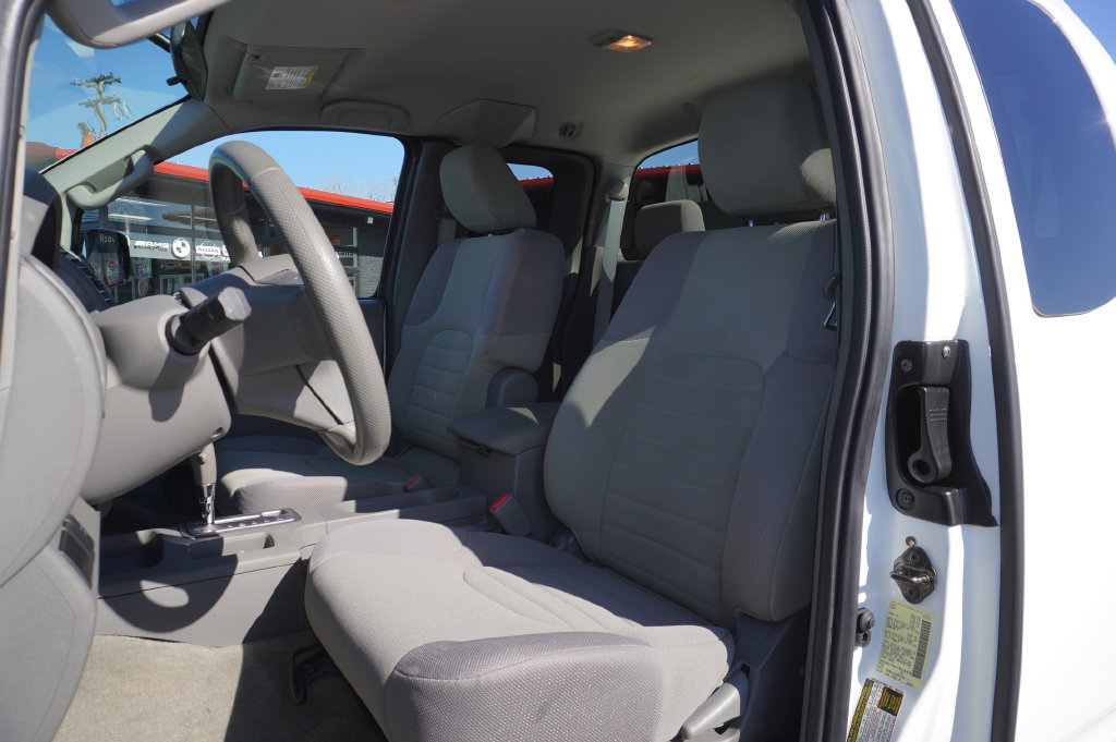 Used 2013 Nissan Frontier S RWD image 19