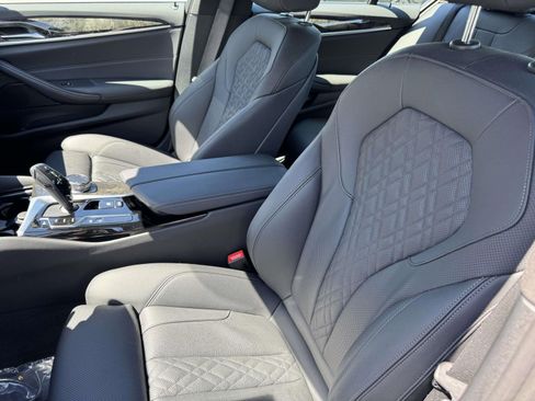 Certified 2023 BMW 530e xDrive AWD/4WD image 20
