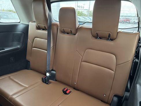 Certified 2024 Nissan Pathfinder Platinum w/ Cargo Package image 7