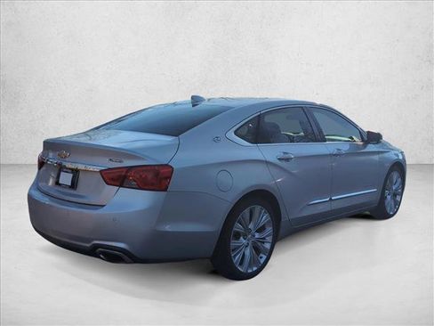 Used 2017 Chevrolet Impala Premier w/ Enhanced Convenience Package image 5