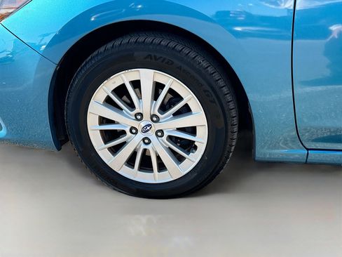 Used 2018 Subaru Impreza 2.0i Premium image 40