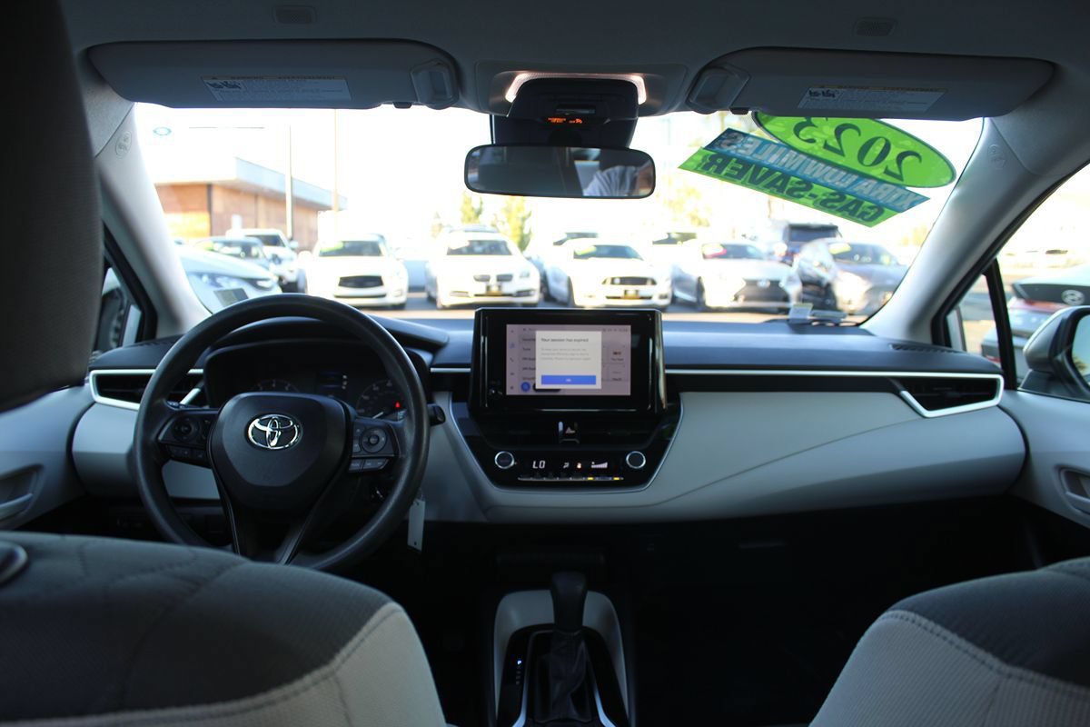 Used 2023 Toyota Corolla LE w/ Carpet Mat Package (TMS) FWD image 24