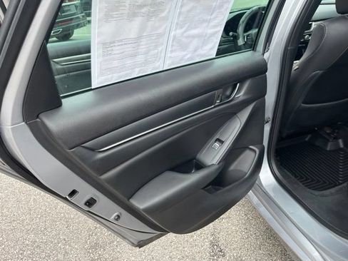 Used 2020 Honda Accord Sport image 12