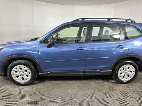 Used 2024 Subaru Forester AWD/4WD image 6