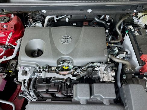 Used 2025 Toyota RAV4 XLE w/ Convenience Package image 36