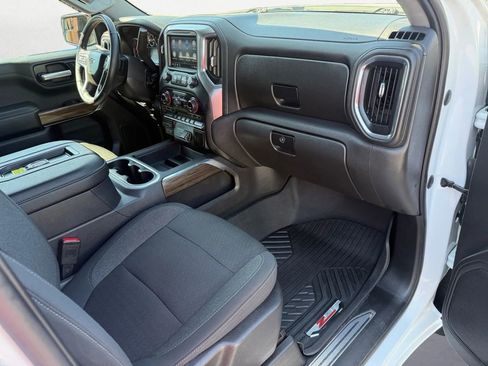 Used 2021 Chevrolet Silverado 1500 LT Trail Boss w/ Bed Protection Package image 27