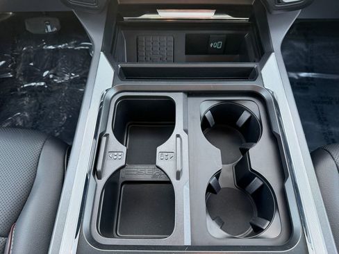 Used 2024 Ford F250 Lariat w/ Sport Appearance Package image 35