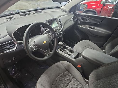 Used 2023 Chevrolet Equinox LT image 18